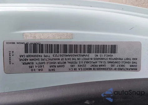 2010 Volkswagen New Beetle 2.5L Final Edition z USA, uszkodzony, nr VIN 3VWRG3AG9AM026723